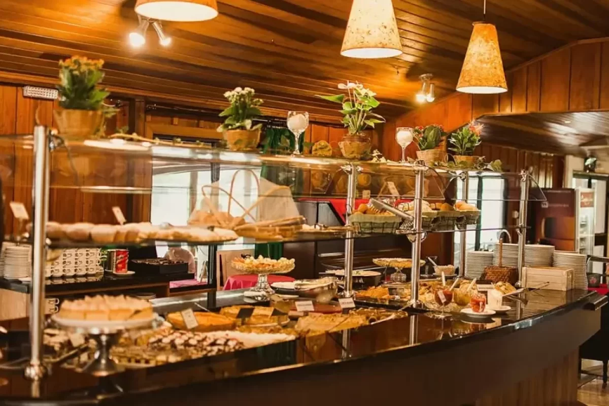 cafe colonial kliewer