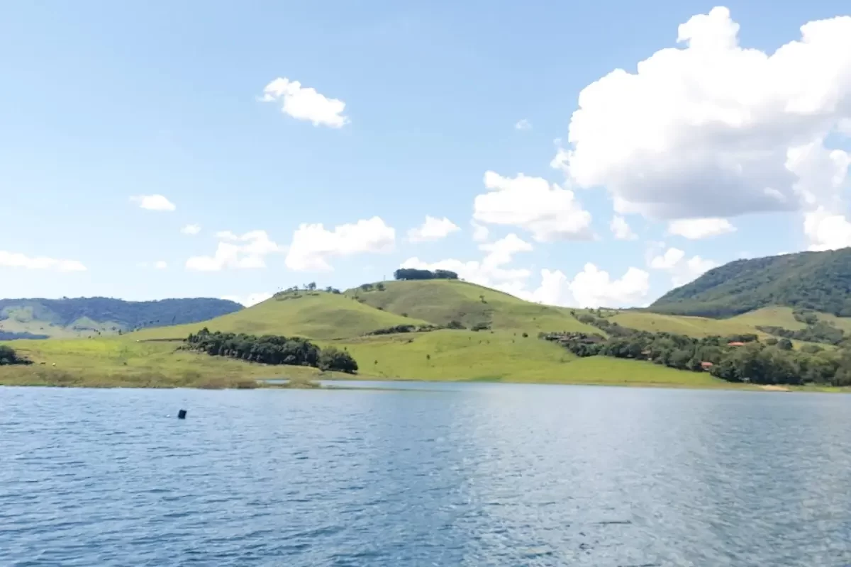 dentro-da-represa-de-chavantes