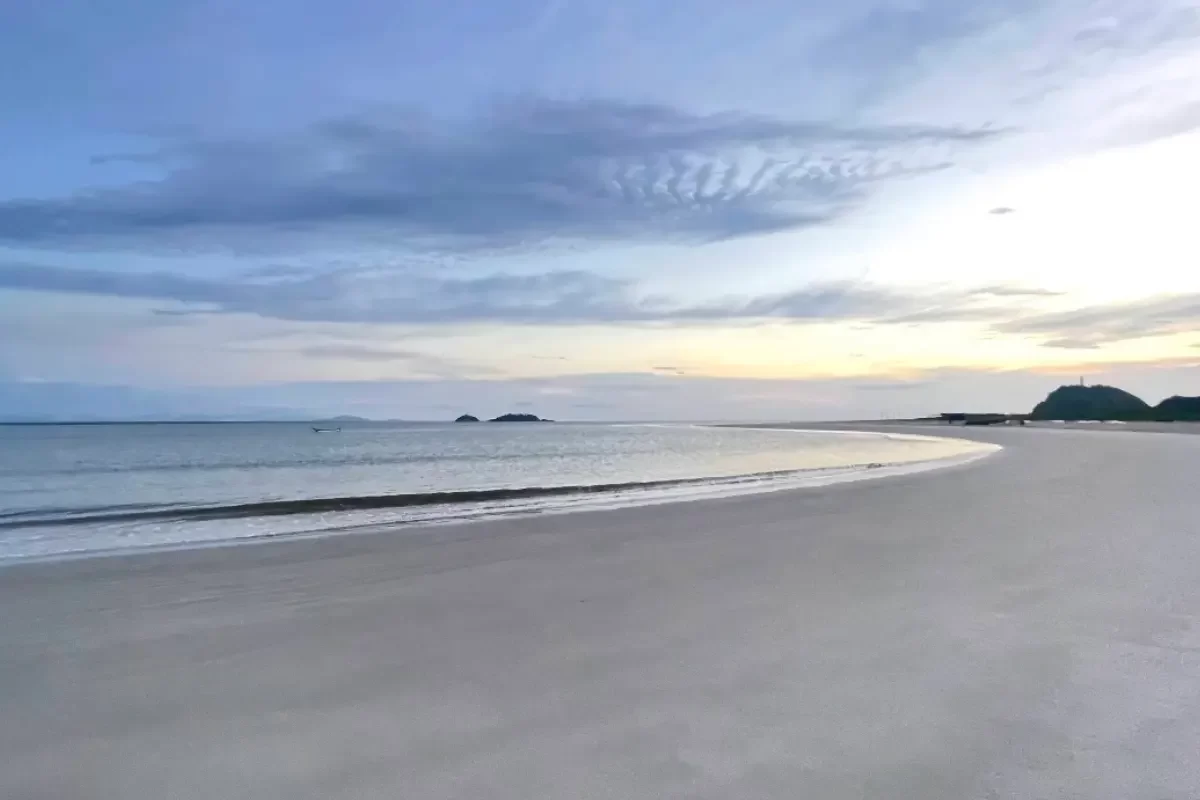 praia-do-farol-ilha-do-mel